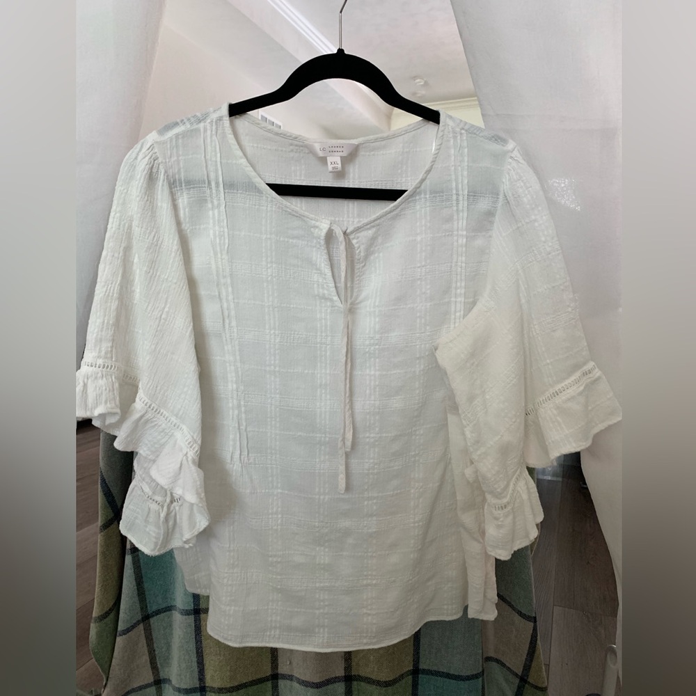 LC Lauren Conrad Fluted Sleeve Top, XXL
